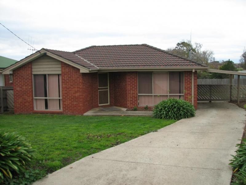 23 Jacobs Avenue, Kyneton VIC 3444