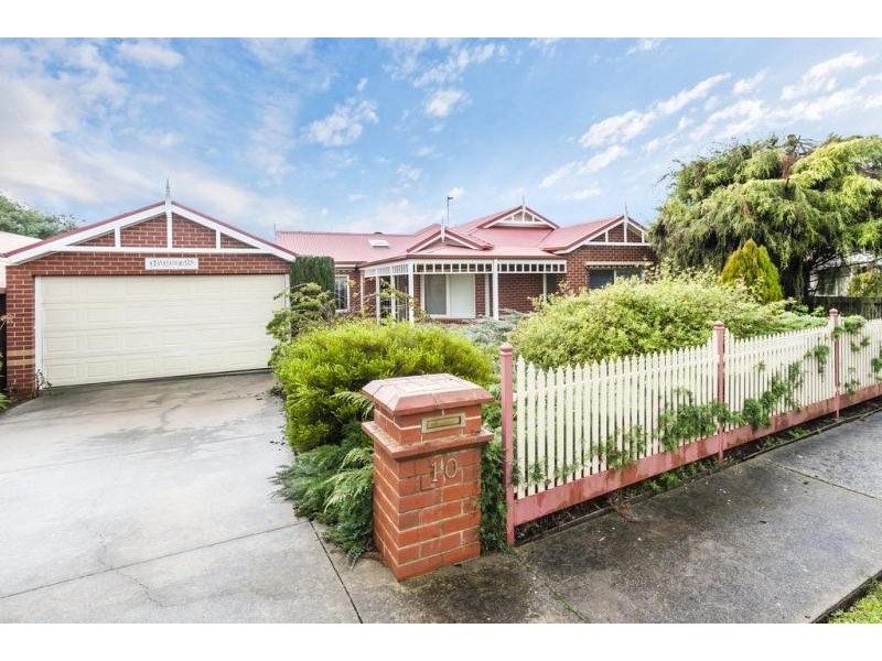 10 Blair Drive, Kyneton VIC 3444