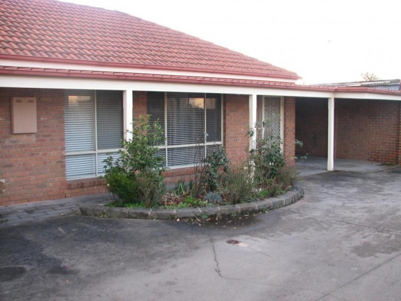 4/46 Baynton Street, Kyneton VIC 3444