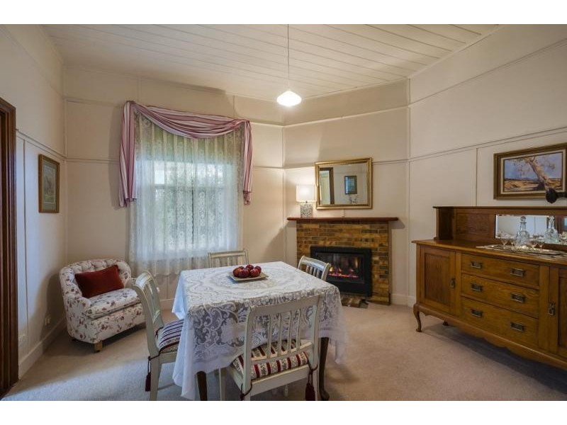 27 Bodkin Street, Kyneton VIC 3444