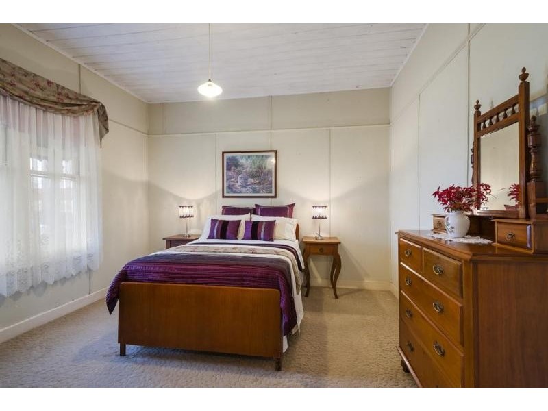 27 Bodkin Street, Kyneton VIC 3444