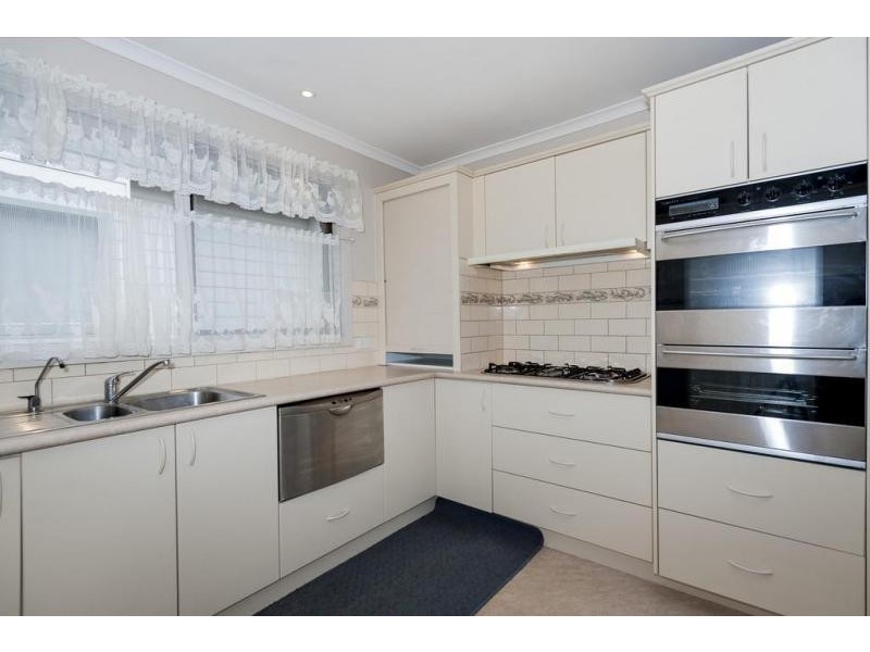 5 Barton Street, Kyneton VIC 3444