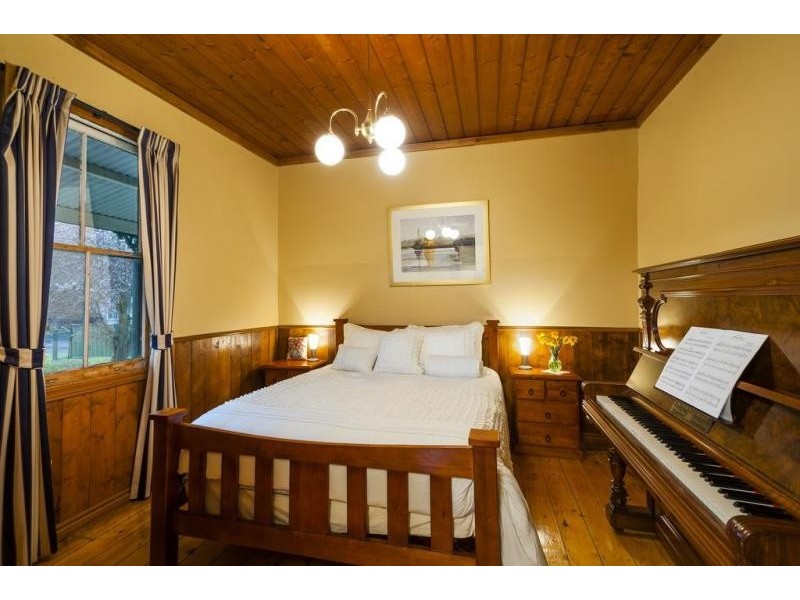 14 Wheatley Street, Kyneton VIC 3444