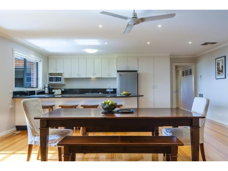 43 Warren Street, Kyneton VIC 3444