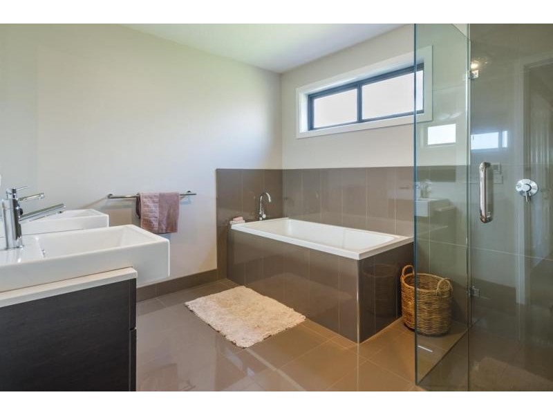 43 Warren Street, Kyneton VIC 3444