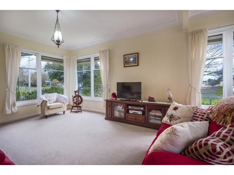 30 Wedge Street, Kyneton VIC 3444