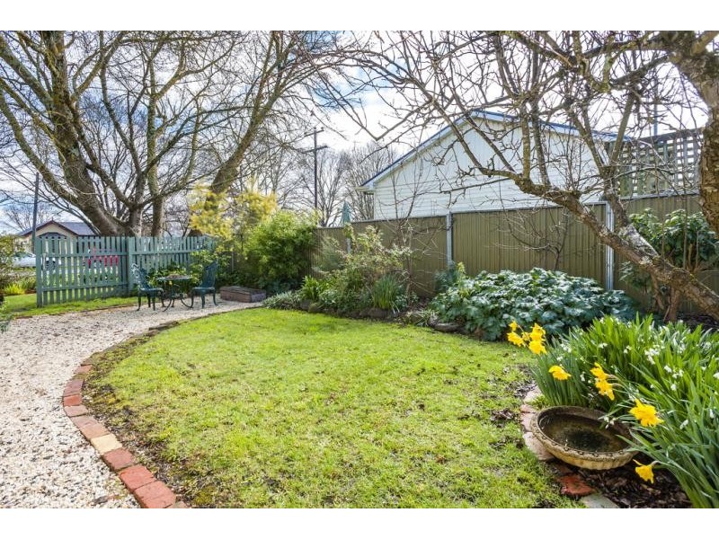30 Wedge Street, Kyneton VIC 3444