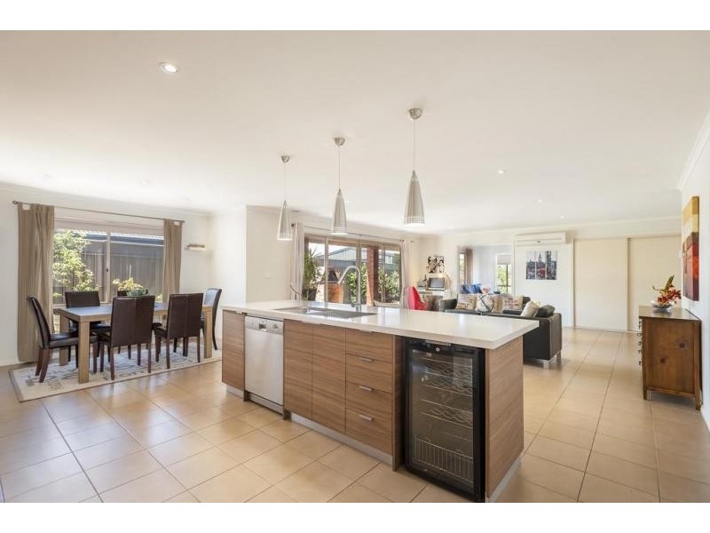 67 Caroline Chisholm Drive, Kyneton VIC 3444