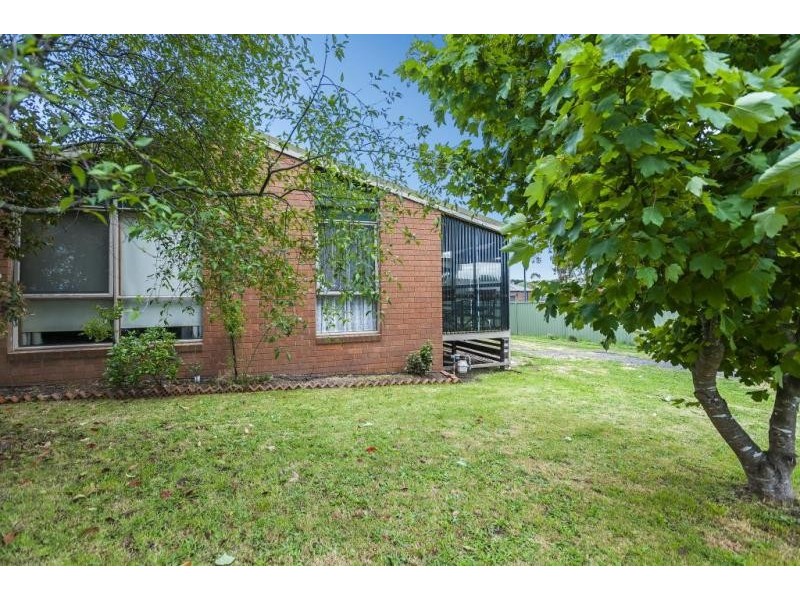 18 Windridge Way, Kyneton VIC 3444
