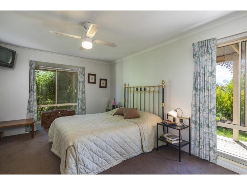 21 Service Street, Malmsbury VIC 3446