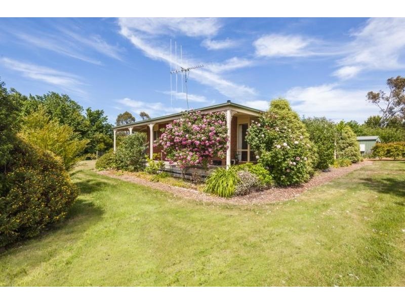 21 Service Street, Malmsbury VIC 3446