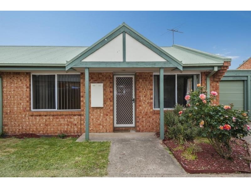 3/27 Murphy Street, Romsey VIC 3434