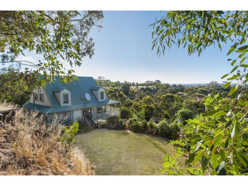 61 Valley Road, Mia Mia VIC 3444