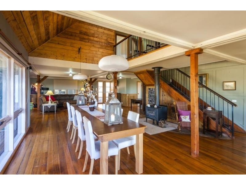 61 Valley Road, Mia Mia VIC 3444