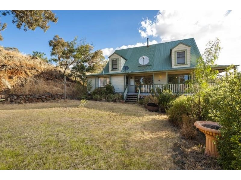 61 Valley Road, Mia Mia VIC 3444