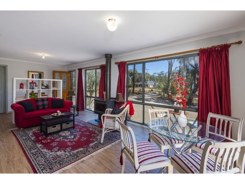 18 Leared Drive, Kyneton VIC 3444