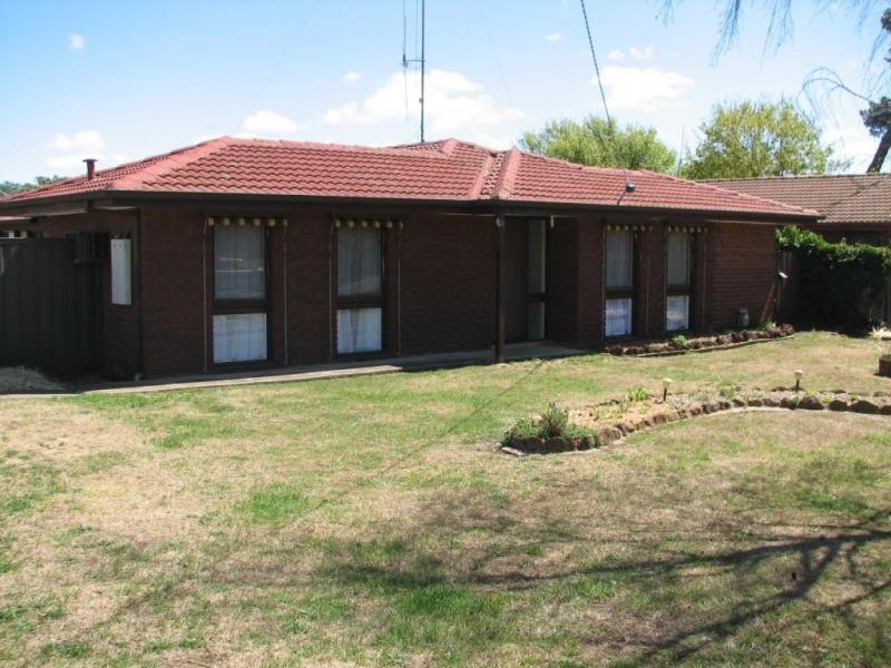 73 Powlett Street, Kyneton VIC 3444