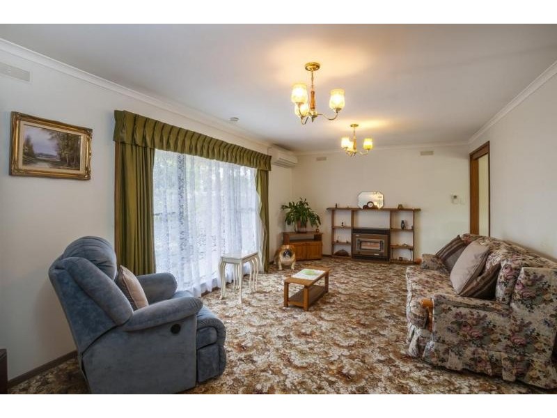 17 Bowen Street, Kyneton VIC 3444