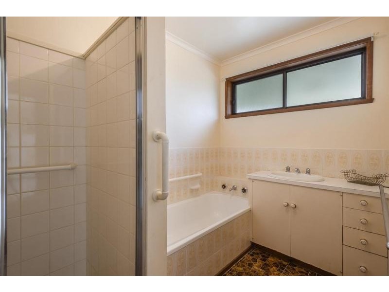 17 Bowen Street, Kyneton VIC 3444