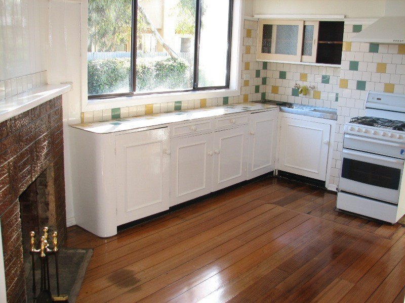 17 Bourke Street, Kyneton VIC 3444