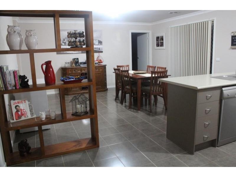 22 Caroline Chisholm Drive, Kyneton VIC 3444