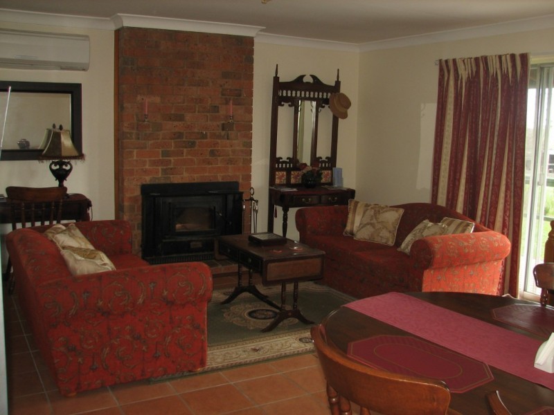 1788 Heathcote Redesdale Road, Mia Mia VIC 3444