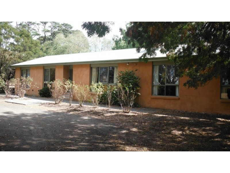 24 Lavender Lane, Kyneton VIC 3444