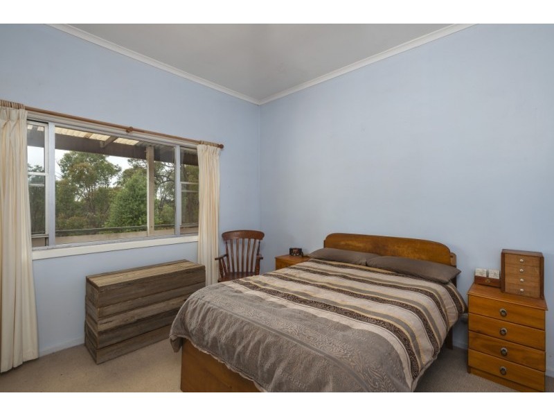 359 Taradale Road, Drummond North VIC 3446