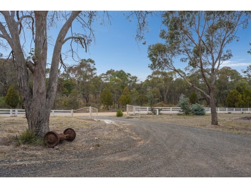 359 Taradale Road, Drummond North VIC 3446