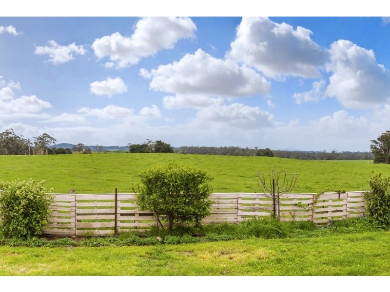 372 James Lane, Fern Hill VIC 3458