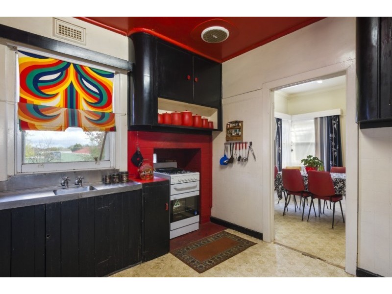 9 Warren Street, Kyneton VIC 3444