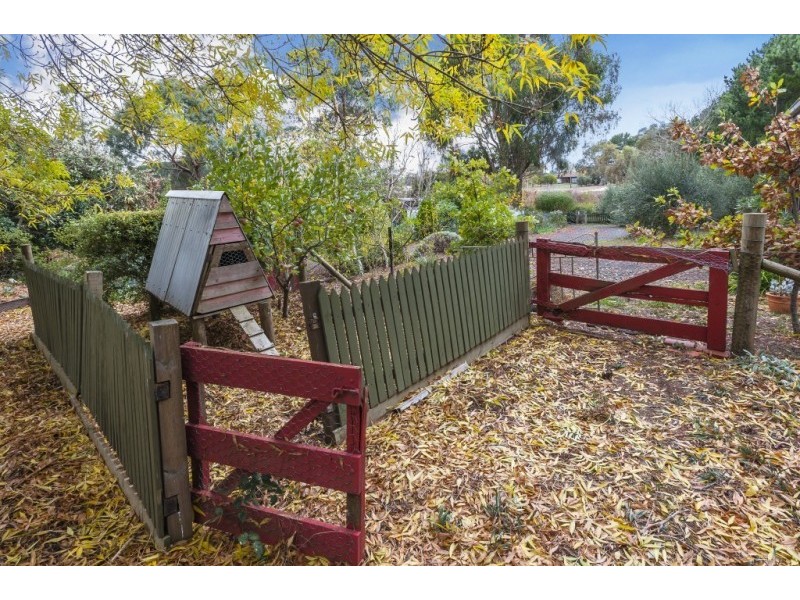 42 Lauriston Street, Malmsbury VIC 3446