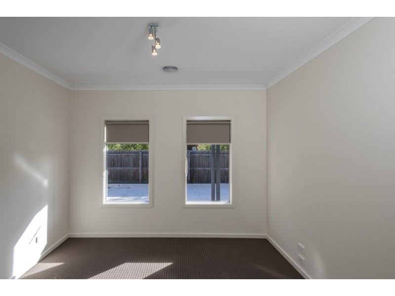 1/110 Piper Street, Kyneton VIC 3444