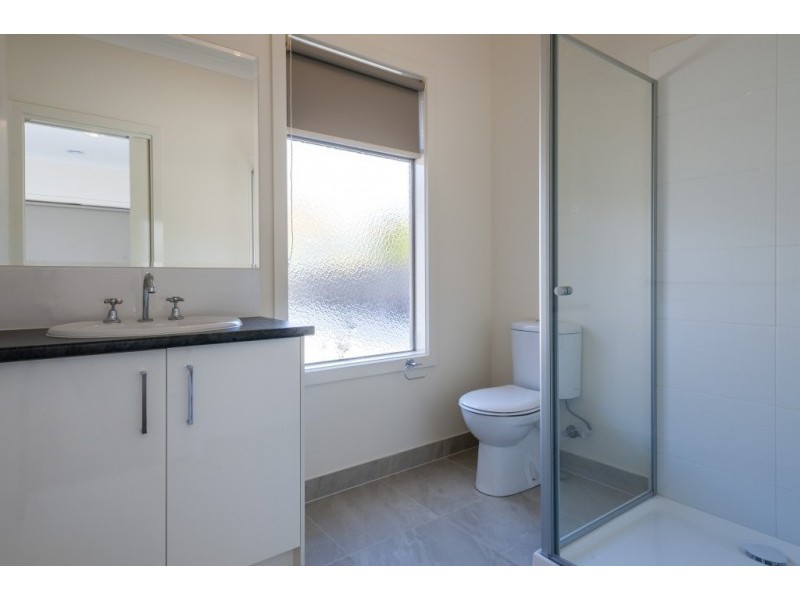 3/110 Piper Street, Kyneton VIC 3444