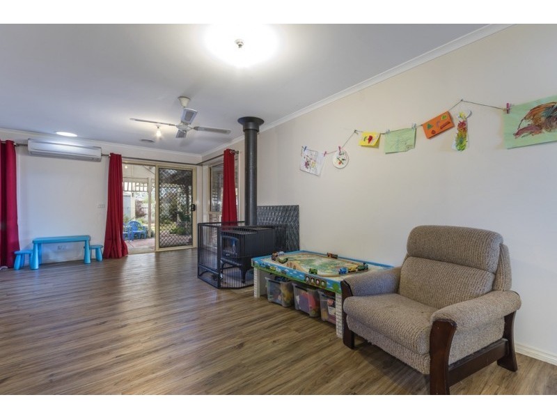 12 Rose Boulevard, Lancefield VIC 3435