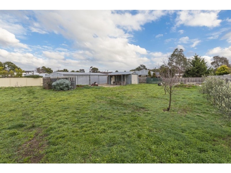 12 Rose Boulevard, Lancefield VIC 3435