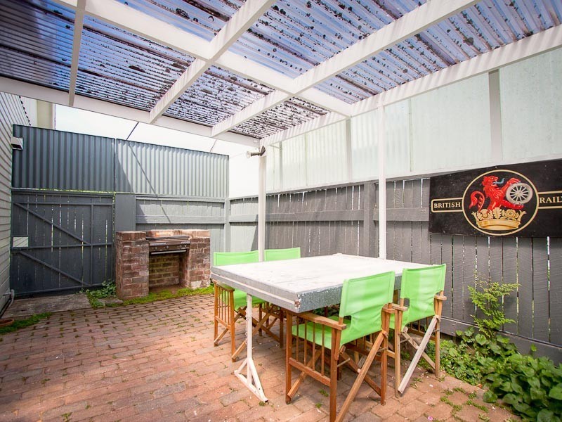 17 Sturt Street, Kyneton VIC 3444