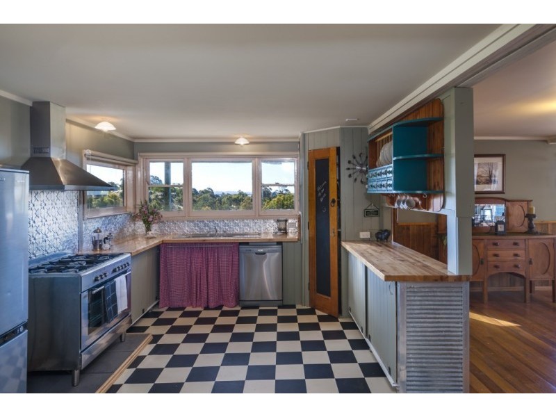 61 Valley Road, Mia Mia VIC 3444