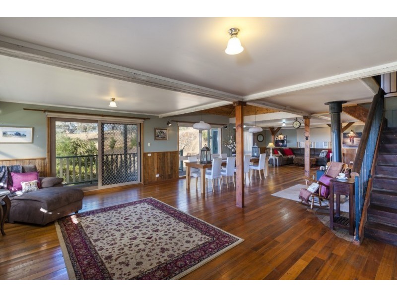 61 Valley Road, Mia Mia VIC 3444