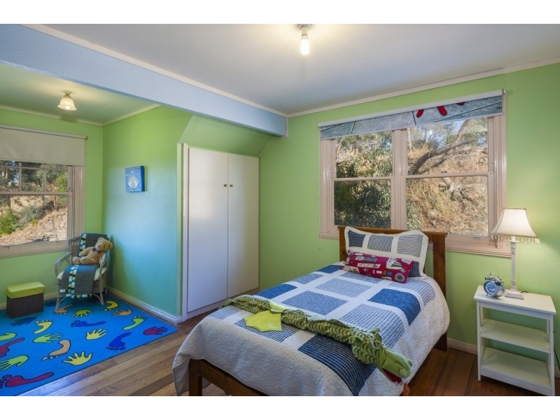 61 Valley Road, Mia Mia VIC 3444