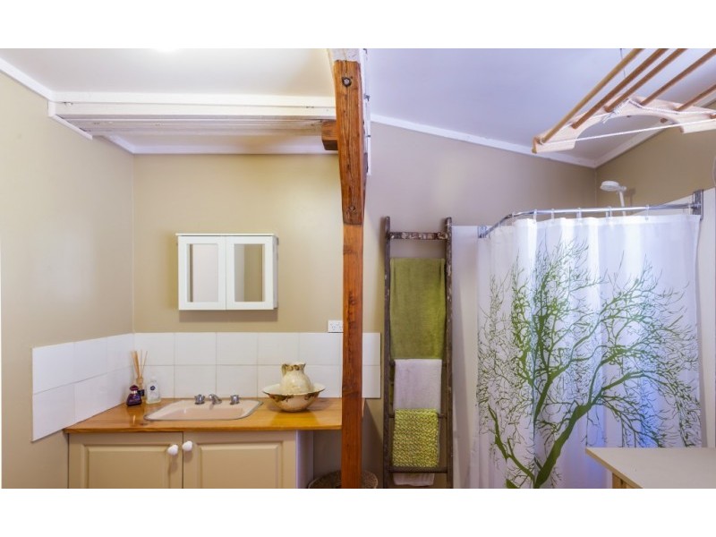 61 Valley Road, Mia Mia VIC 3444