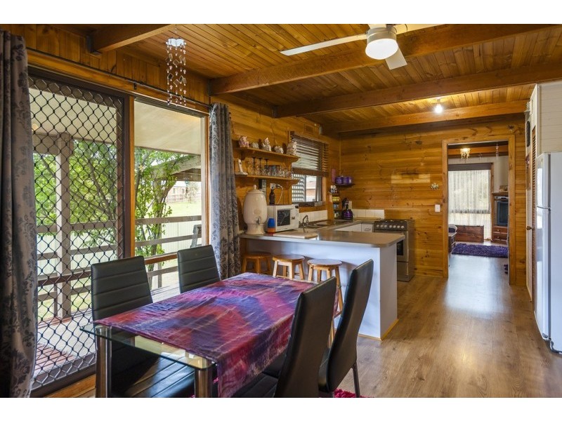 18 Windridge Way, Kyneton VIC 3444