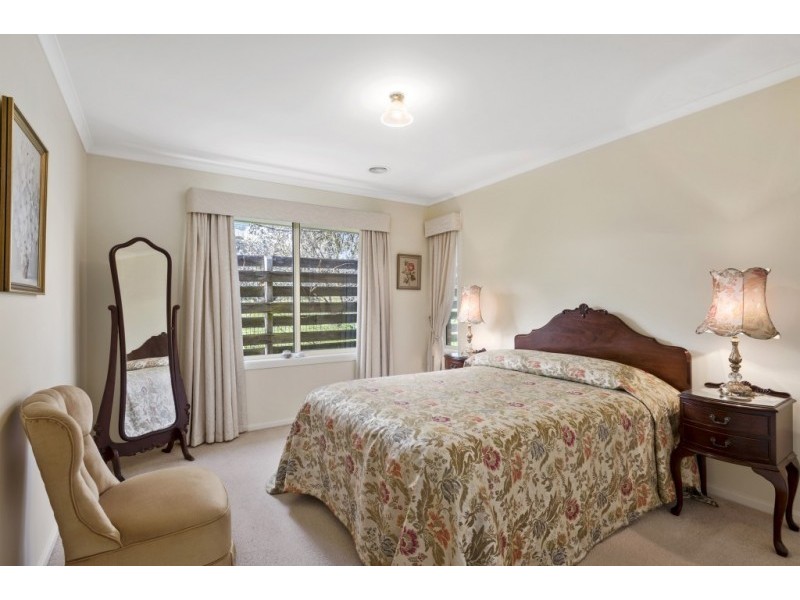 1/108 Piper Street, Kyneton VIC 3444