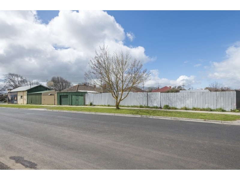 126-128 Hign Street, Kyneton VIC 3444