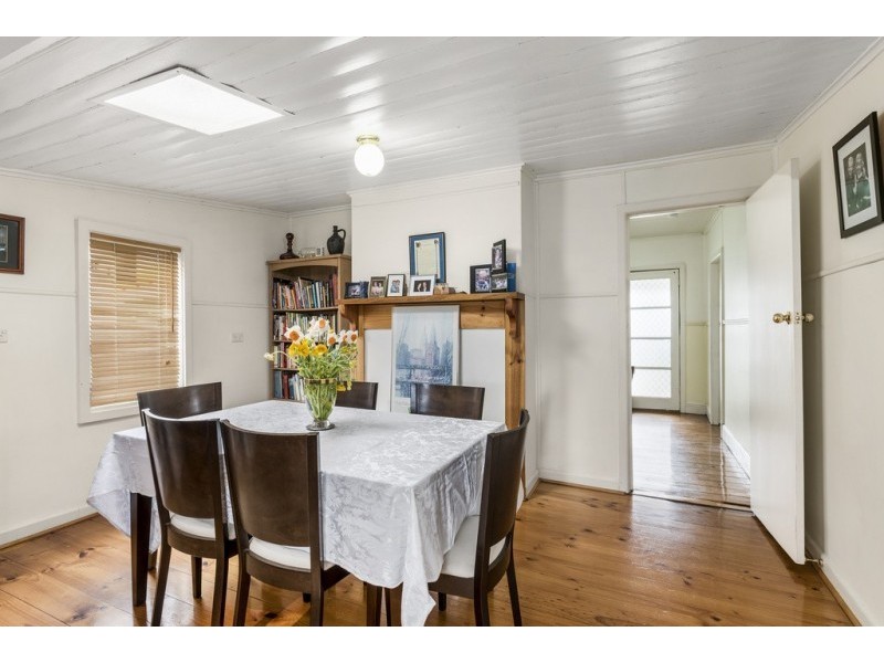 42 Hutton Street, Kyneton VIC 3444