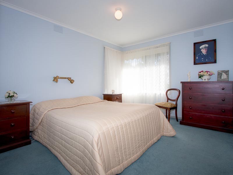 65 Burton Avenue, Kyneton VIC 3444