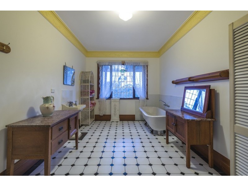 256 Dallistons Road, Barfold VIC 3444