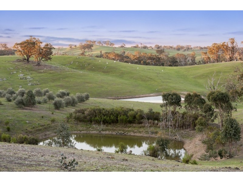 256 Dallistons Road, Barfold VIC 3444