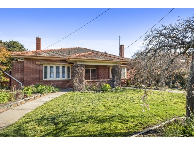 25 Donnithorne Street, Kyneton VIC 3444