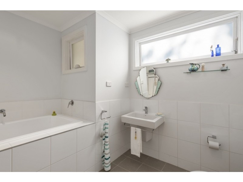 24 Service Street, Malmsbury VIC 3446